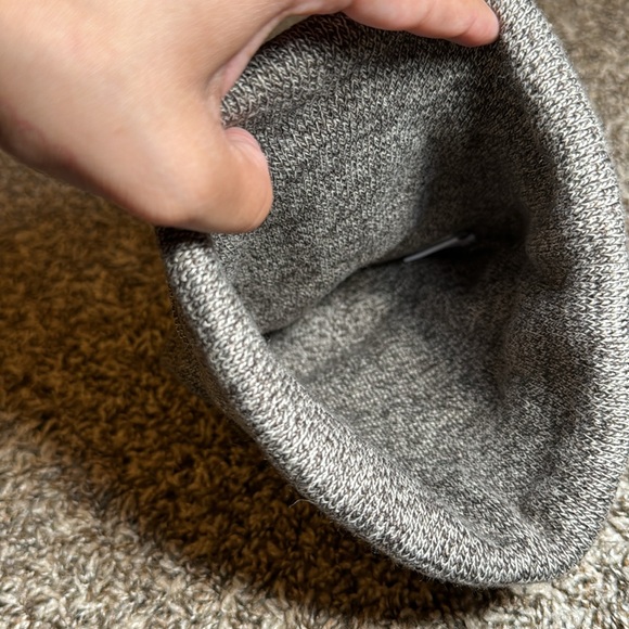 Brand new Levi’s men’s beanie - Picture 3 of 3